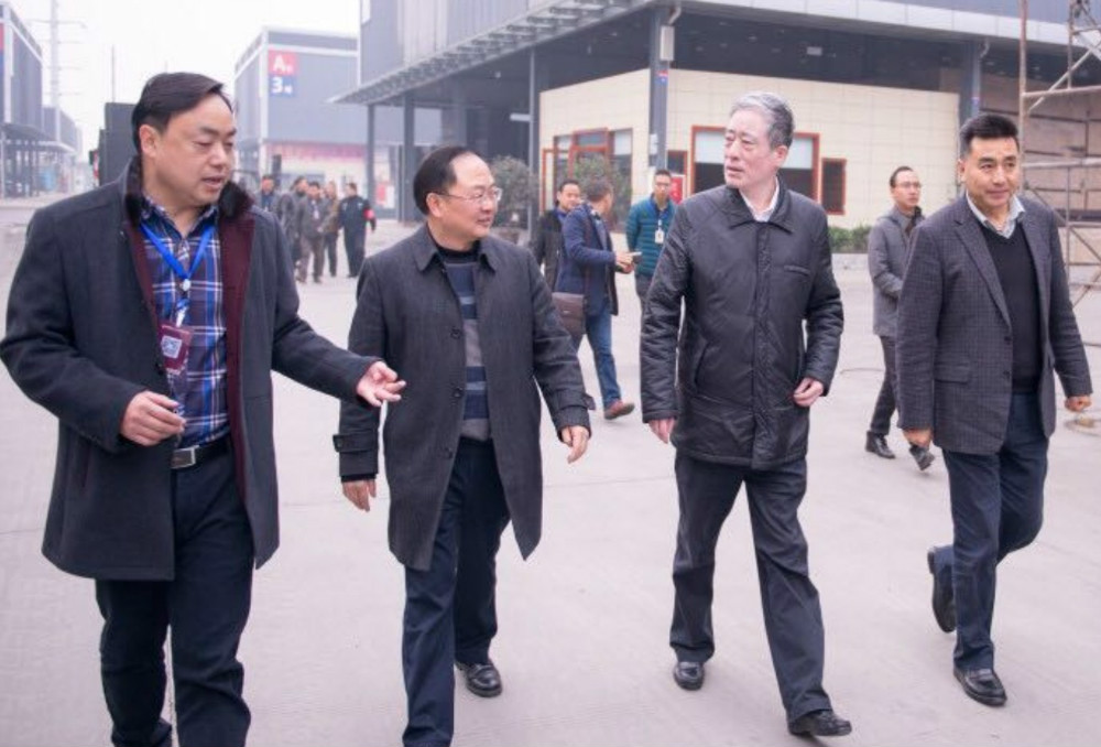 四川省人大常委會(huì)副主任劉作明蒞臨中心指導(dǎo)工作