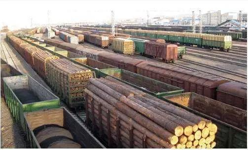 【木材資訊】上半年木材供應緊張，加工業(yè)亟待轉(zhuǎn)型鼓勵木材企業(yè)“走出去”