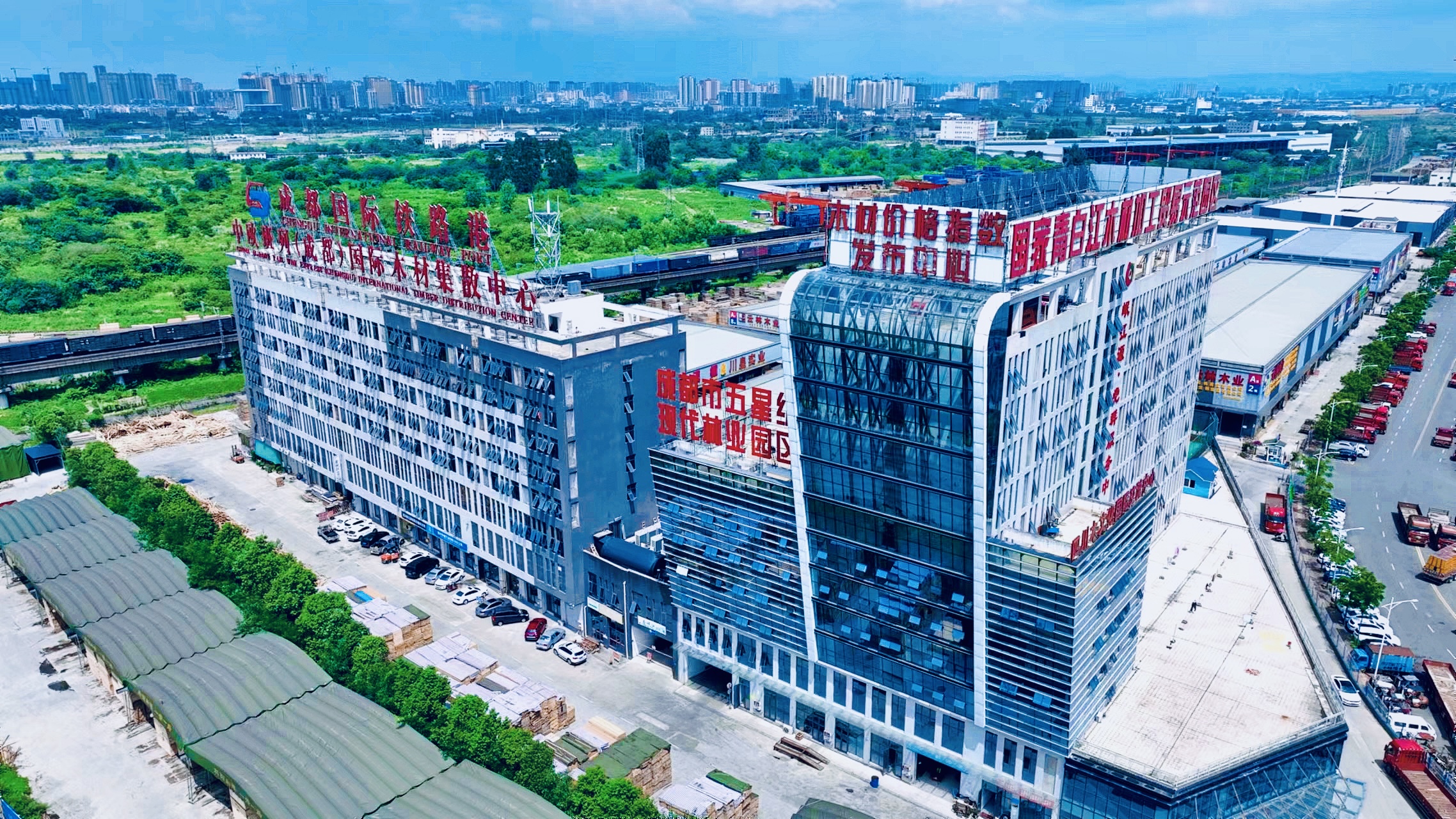 四川岷江物流有限公司公開招聘 市場(chǎng)叉車業(yè)務(wù)合作經(jīng)營(yíng)方啟示