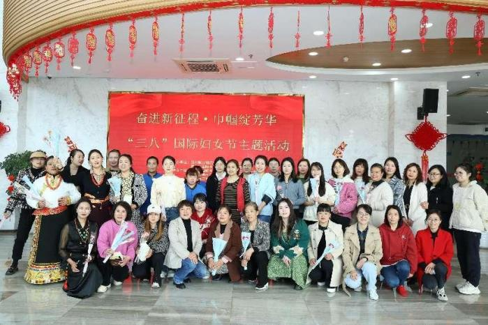 【中心動(dòng)態(tài)】濃情春日 芳華綻放