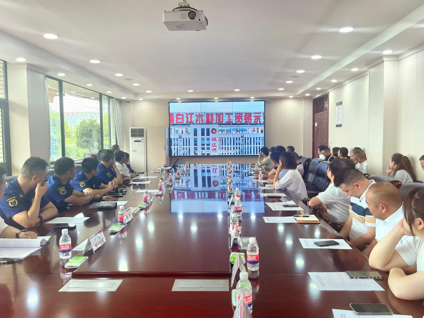 【中心動態(tài)】與四川省消防救援支隊簽署戰(zhàn)勤保障合作協(xié)議