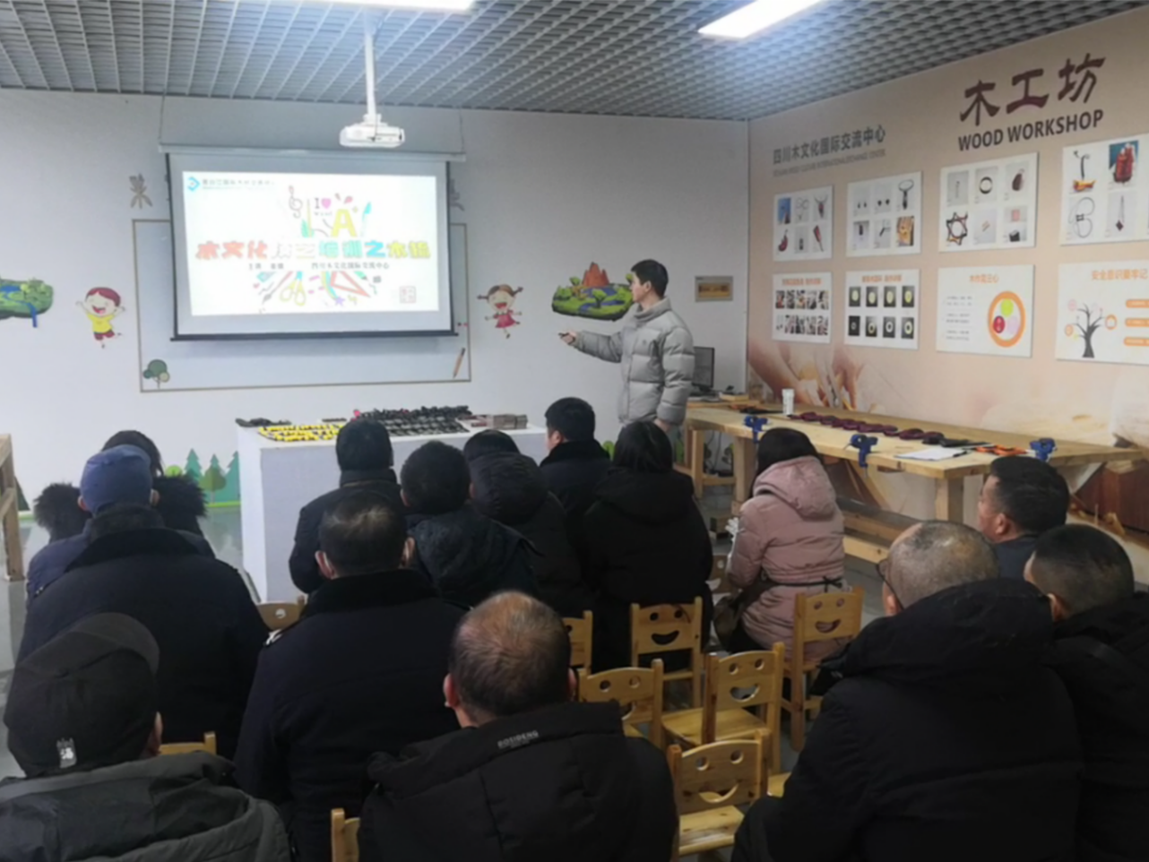 【木文化交流】四川木文化國(guó)際交流中心組織開(kāi)展 “梳法藝術(shù)”木文化推廣活動(dòng)