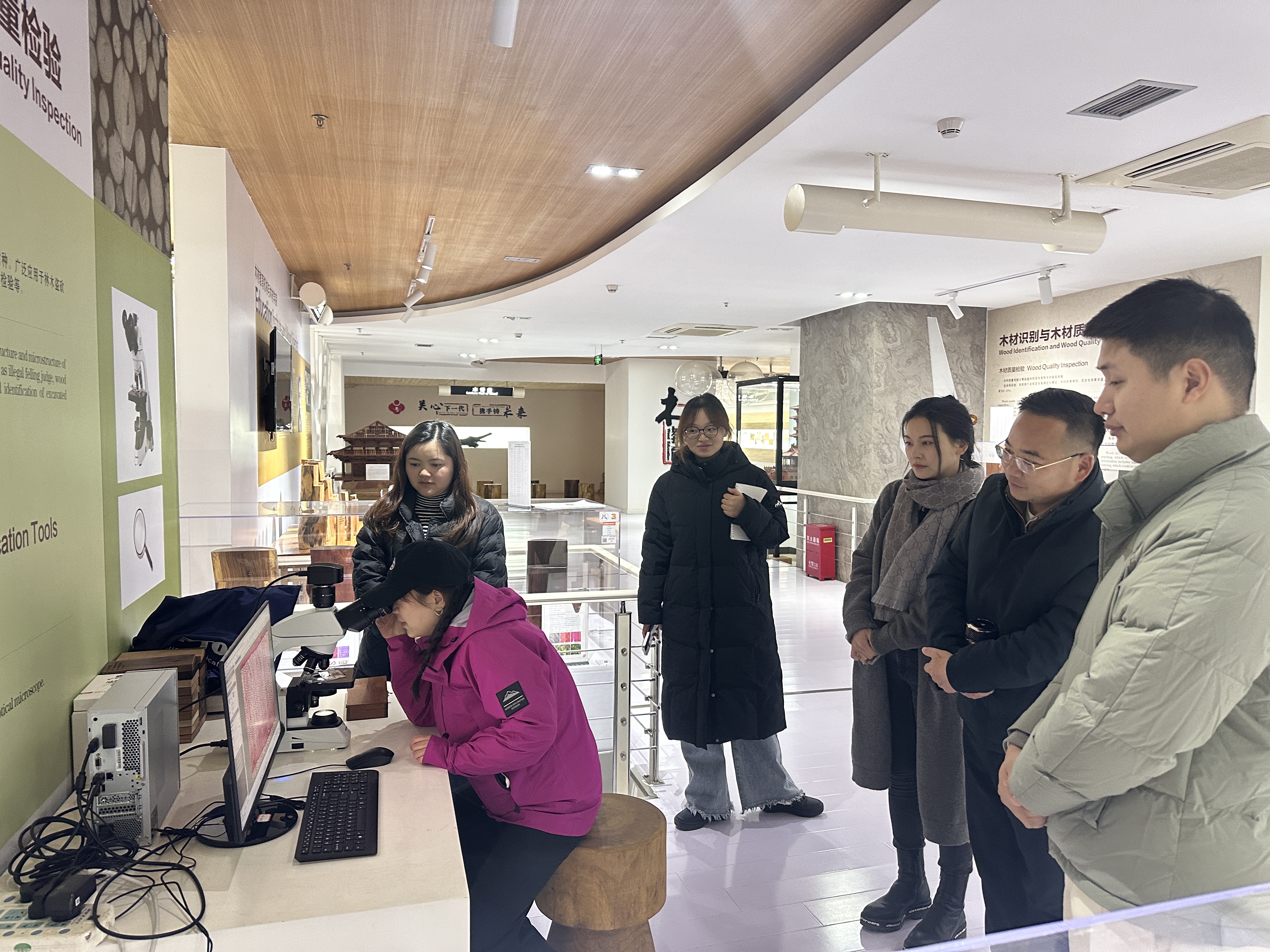 【木文化交流】成都市青白江區(qū)朱家灣低空經(jīng)濟產(chǎn)業(yè)園總經(jīng)理溫亮一行蒞臨我中心參觀交流