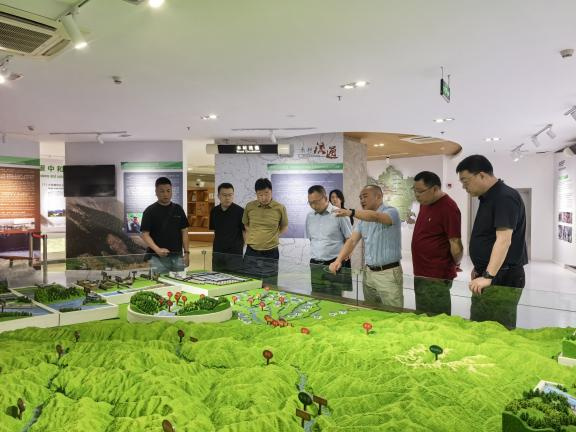 【園區(qū)動(dòng)態(tài)】廣元市京兆投資集團(tuán)有限責(zé)任公司一行到我園區(qū)洽談合作交流